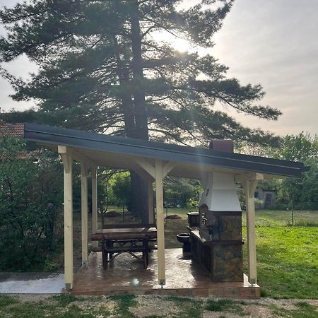 Vikend-Kuca Vevericji Kraj Vranić Exterior foto